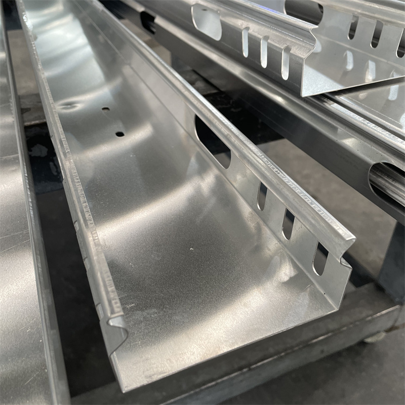 自鎖式電纜橋架