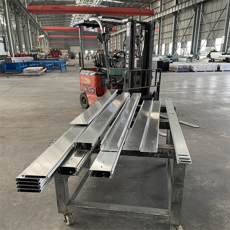 自鎖式電纜橋架